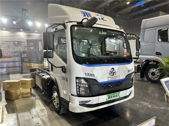 赚钱轻卡新物种,乘龙翼威2 CNG增程轻卡较油车年省3万元